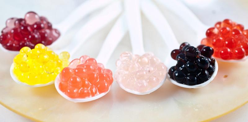 Minh họa cách làm trà sữa trong trò chơi với các bước pha chế đơn giản